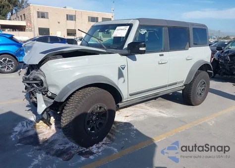 2021 Ford Bronco First Edition z USA, uszkodzony, nr VIN 1FMEE5EP0MLA42212